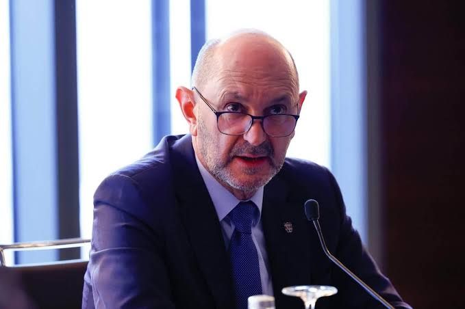 rafael lausanne.jpg